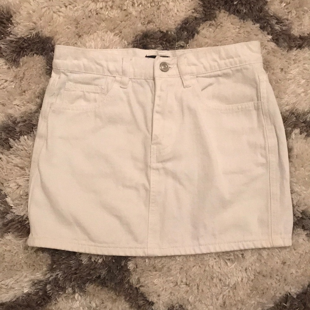 Forever 21 white denim mini skirt
